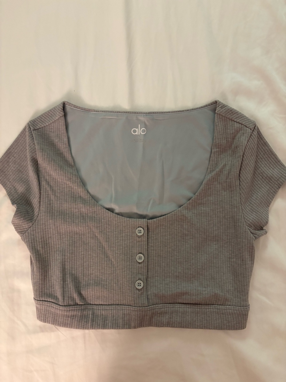 ALO Yoga Blissful Henley Bra Top
Size S
Athletic Heather Grey